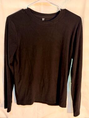 Ladies Uniqlo Heat-tech black long sleeve sweatshirt S T0033